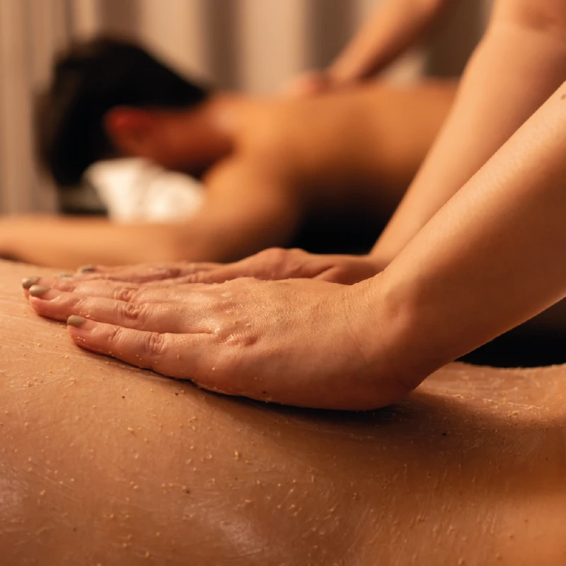 SPOLEČNÉ MASÁŽE ROYAL, BALI nebo LÁV. KAMENY